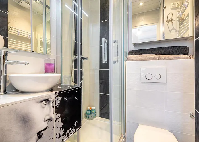 Guestready - Baigne De Lumiere Au 7e. *